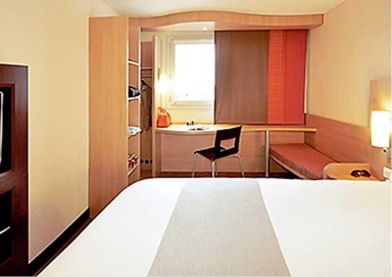 Ibis Strasbourg Centre Les Halles Exterior foto